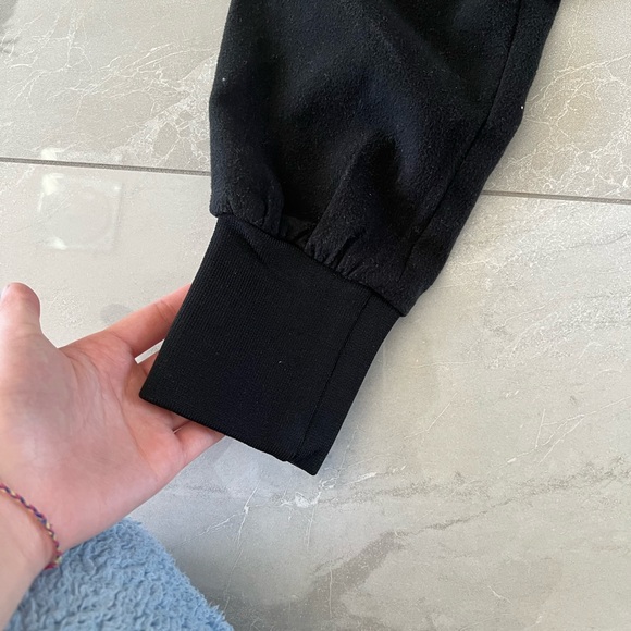 Black joggers - Picture 2 of 4